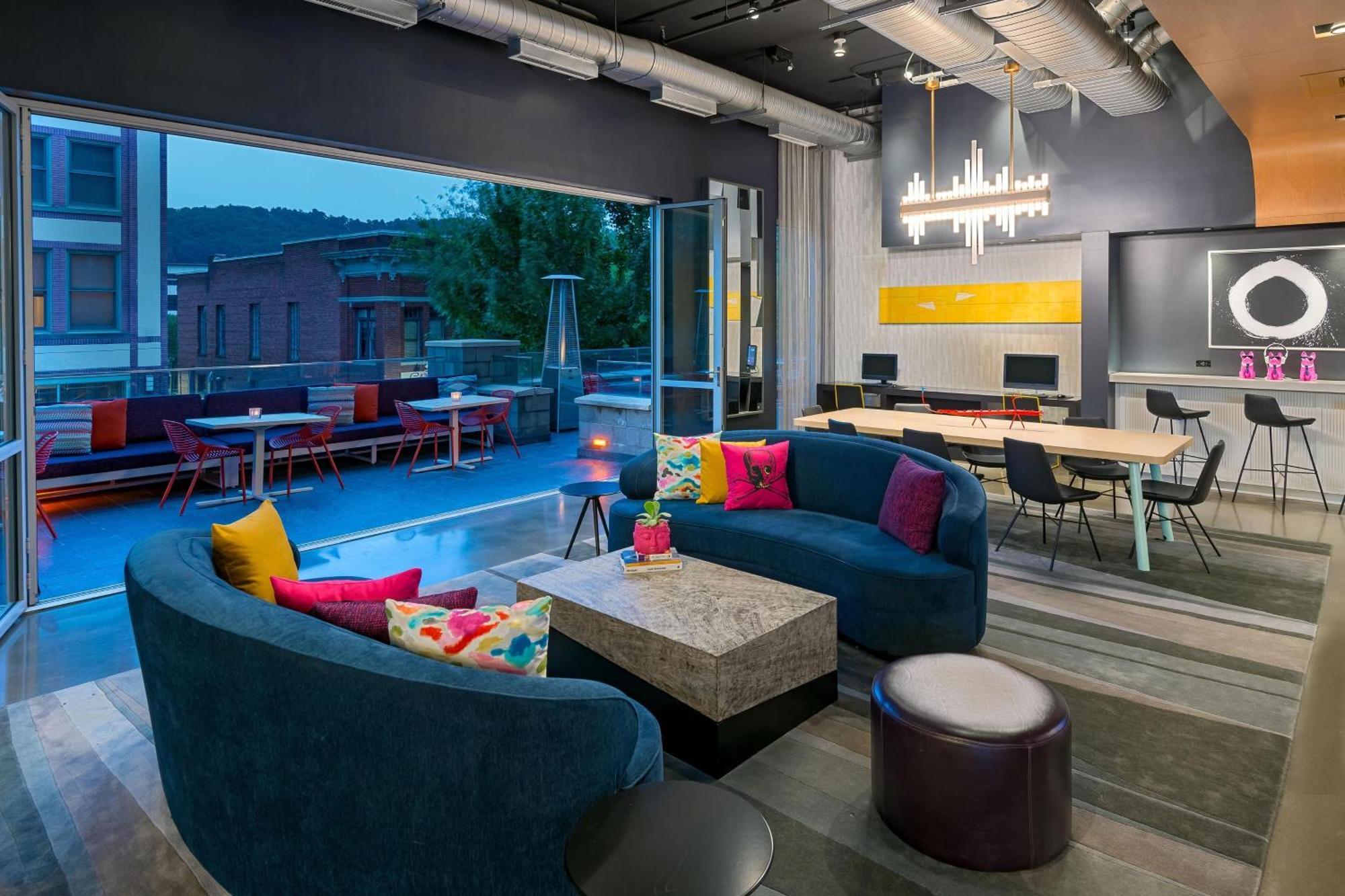 Aloft Asheville Downtown Exterior foto